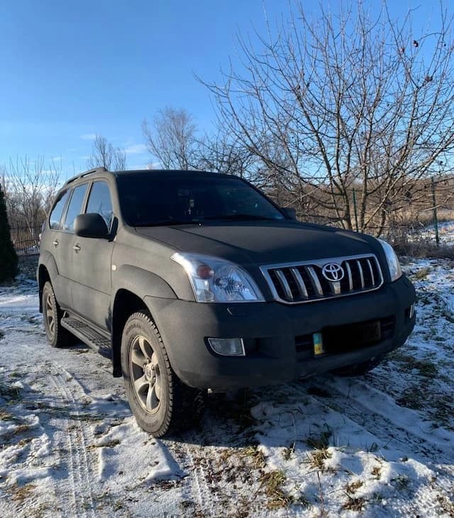 Toyota Land Cruiser Prado 120 — результат пофарбування Raptor