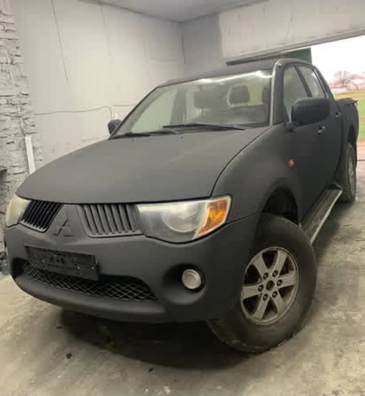 Mitsubishi L200 — після роботи